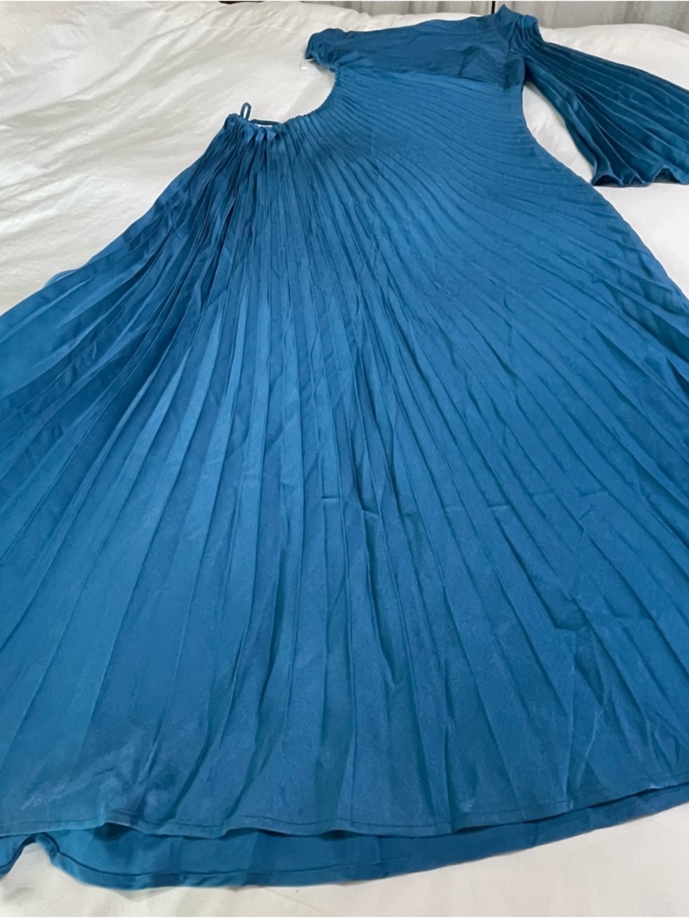 Hello Molly‎ LAND OF BEAUTY ONE SHOULDER MAXI DRESS BLUE - Picture 14 of 16